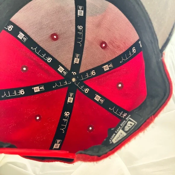 Toronto Raptors SnapBack ball hat - Picture 3 of 5